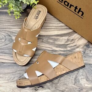 NIB Earth Willow 9M Leather Comfort Cork Wedge Slide Sandals Medium Brown